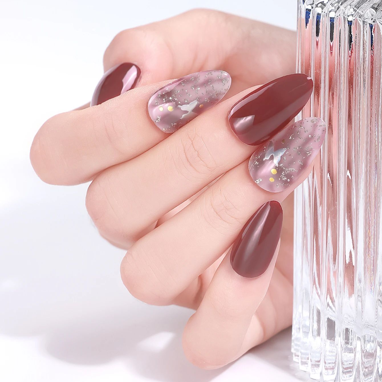 16 เคล็ดลับ Sparkly กึ่งหายเจล - Full Cover Adhesive บทวิจารณ์และราคา